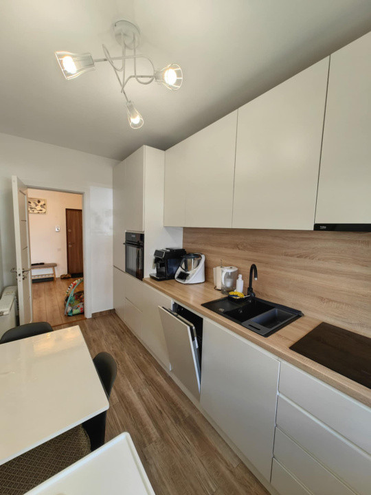 apartament cu 2 camere decomandare+dressing si parcare,zona Abatorului