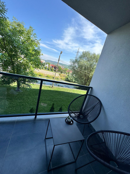 Apartament modern cu 3 camere, balcon cu vedere la Someș, bloc nou