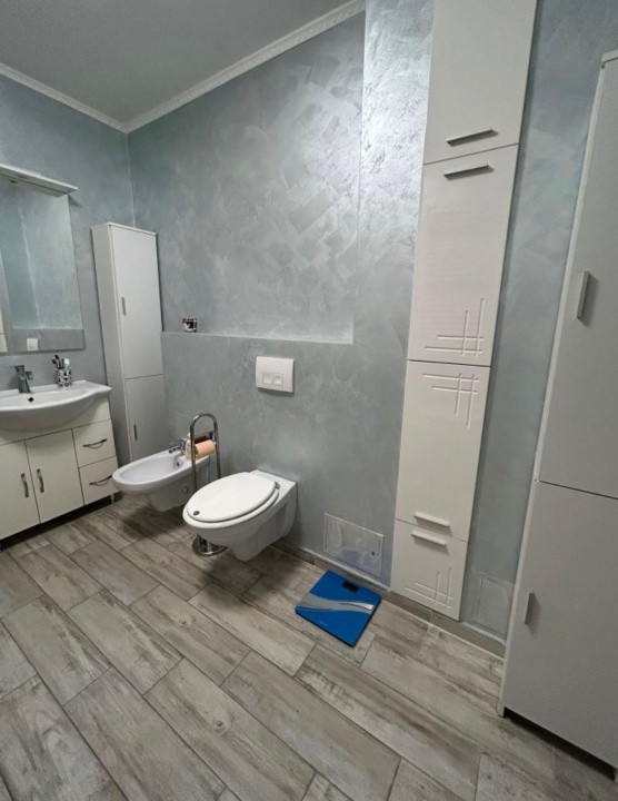 Apartament de 3 camere, 92 mp, garaj, zona Columna residence.