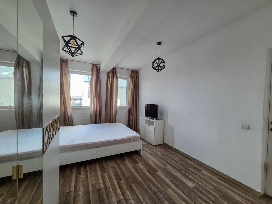 Apartament cu 2 camere, 43 mp, parcare, zona Terra