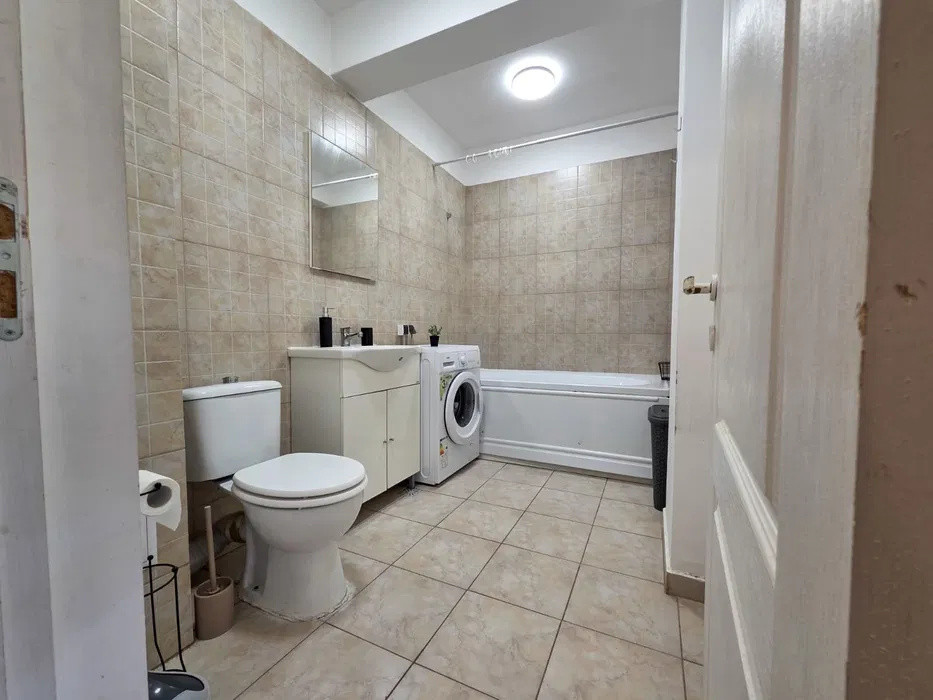 Apartament cu 2 camere, 43 mp, parcare, zona Terra