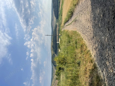 Teren intravilan in Gilau Vest pe DN1,doua fronturi