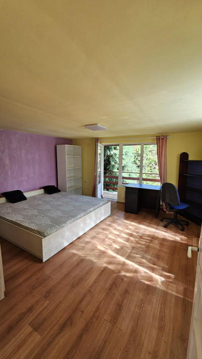 Oferta, casa cu 4 camere, 100mp, curte, langa UMF 