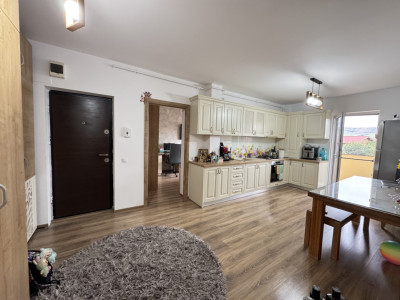 Apartament de 3 camere, 57 mp, terasa, Mobilat/Utilat, Zona Florilor