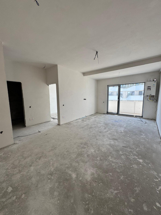 apartament cu 2 camere,balcon si parcare, zona Eroilor