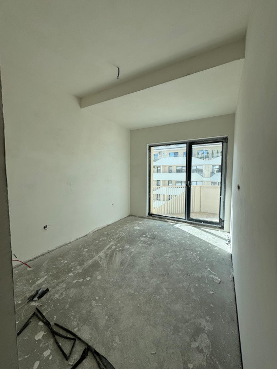 apartament cu 2 camere,balcon si parcare, zona Eroilor