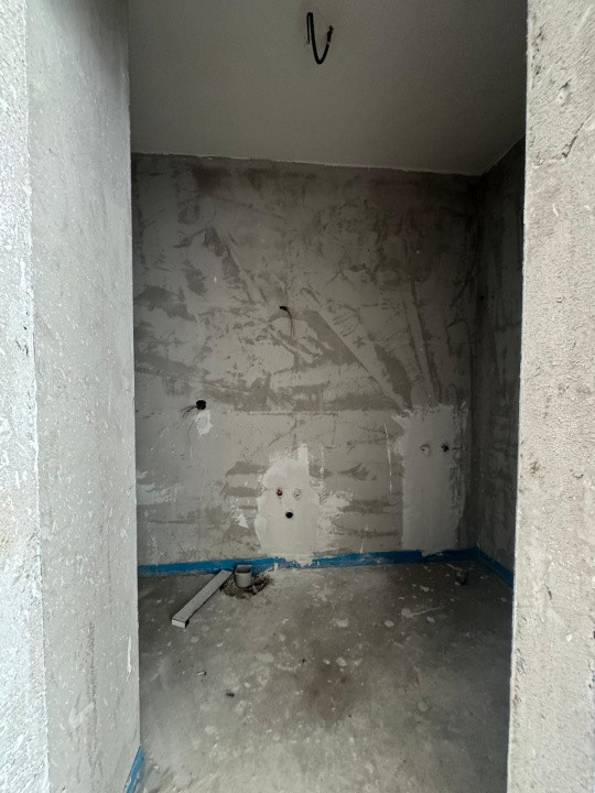 apartament cu 2 camere,balcon si parcare, zona Eroilor