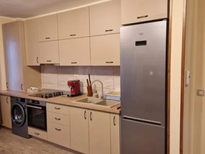 Apartament cu 2 camere, 40 mp, gradina, parcare, zona Florilor