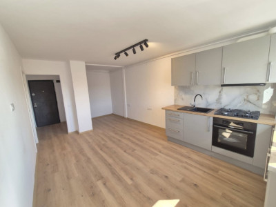 Apartament 3 camere , semidecomandat, 50 mp , zona Tineretului 