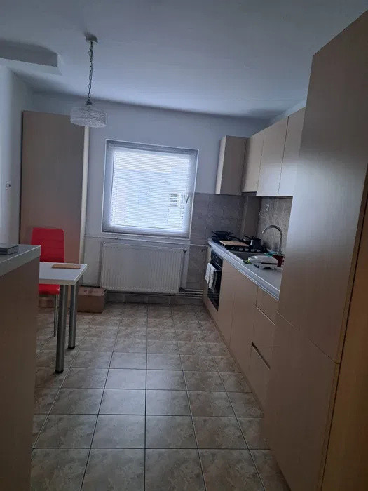 Apartament cu 3 camere,64mp, Zona Marasti