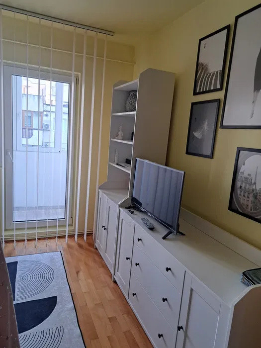 Apartament cu 3 camere,64mp, Zona Marasti