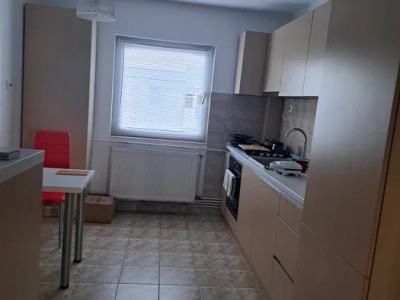 Apartament cu 3 camere,64mp, Zona Marasti