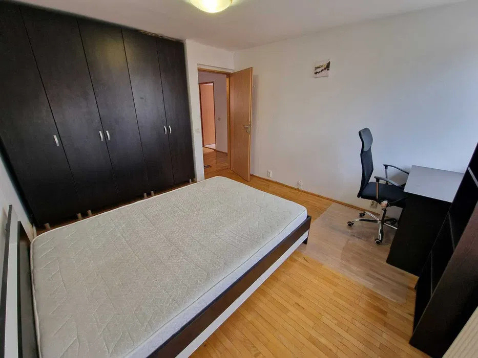 Apartament cu 3 camere,100mp,Zona Zorilor