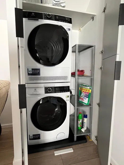 Apartament 3 camere la casa Gruia