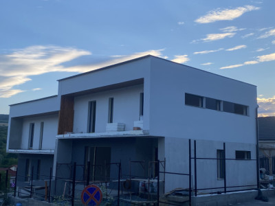 Duplex de vanzare, Strada Oasului,135 mp utili 