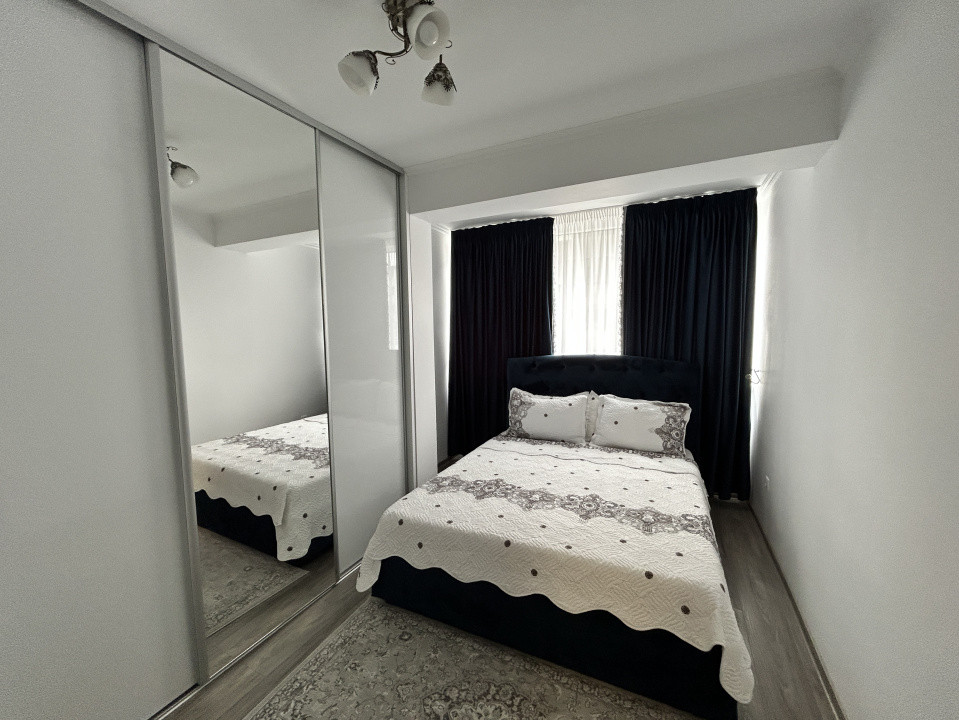 Apartament cu 3 camere lux 61mp zona Terra