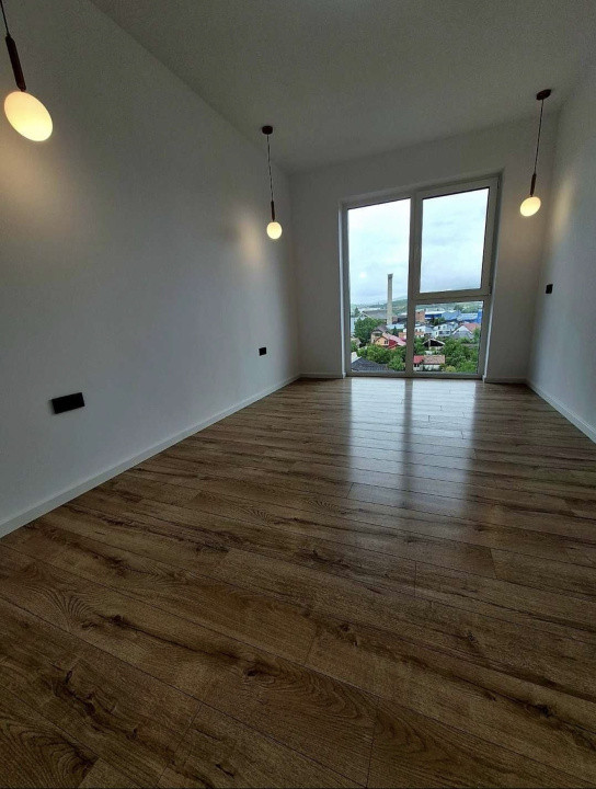 Apartament 2 camere, finisat, 43 mp, balcon, zona Campina