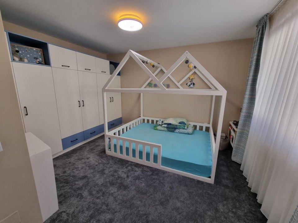 Duplex de 4 camere, 120mp, zona Terra