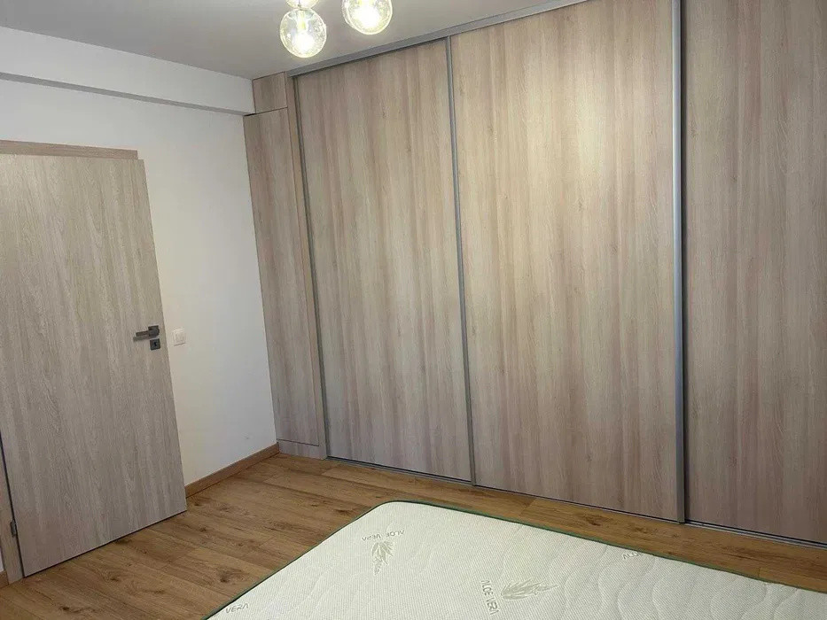 Apartament 2 camere , 45mp , zona borhanci , etaj intermediar .