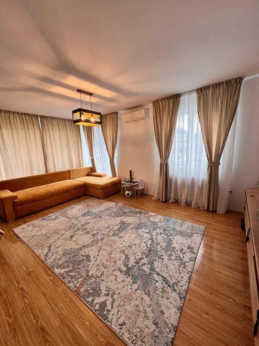 Apartament cu 3 camere ultrafinisat, 2 balcoane, zona Florilor