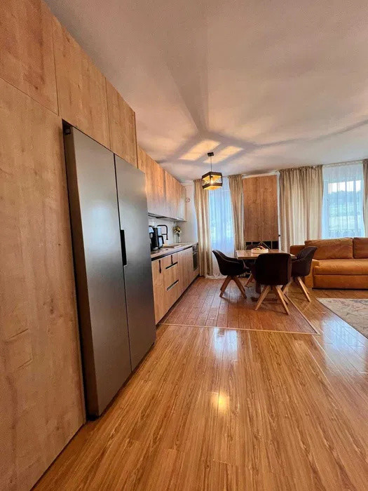 Apartament cu 3 camere ultrafinisat, 2 balcoane, zona Florilor