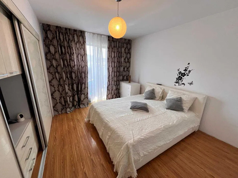 Apartament cu 3 camere ultrafinisat, 2 balcoane, zona Florilor