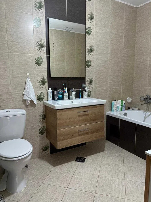 Apartament cu 3 camere ultrafinisat, 2 balcoane, zona Florilor