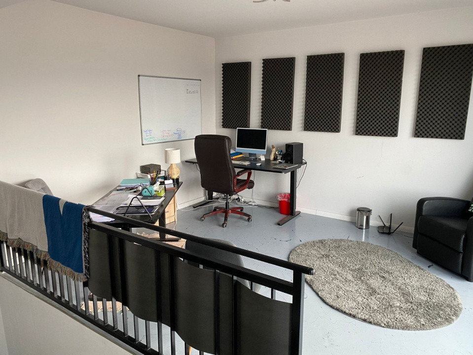 Casă elegantă în Borhanci – liniște, lumină și natură la tine acasă