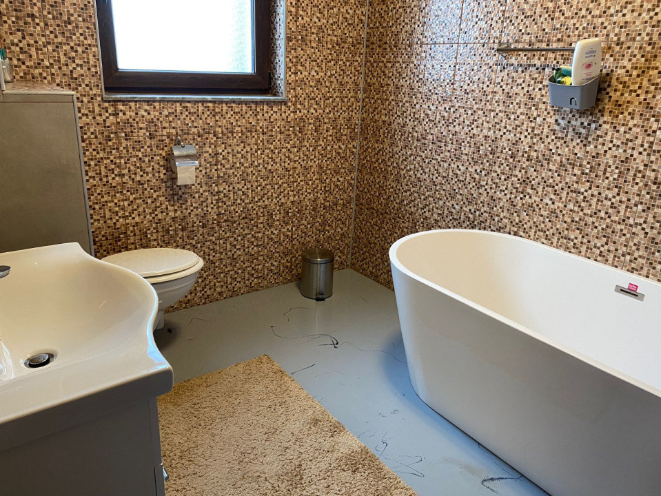 Casă elegantă în Borhanci – liniște, lumină și natură la tine acasă