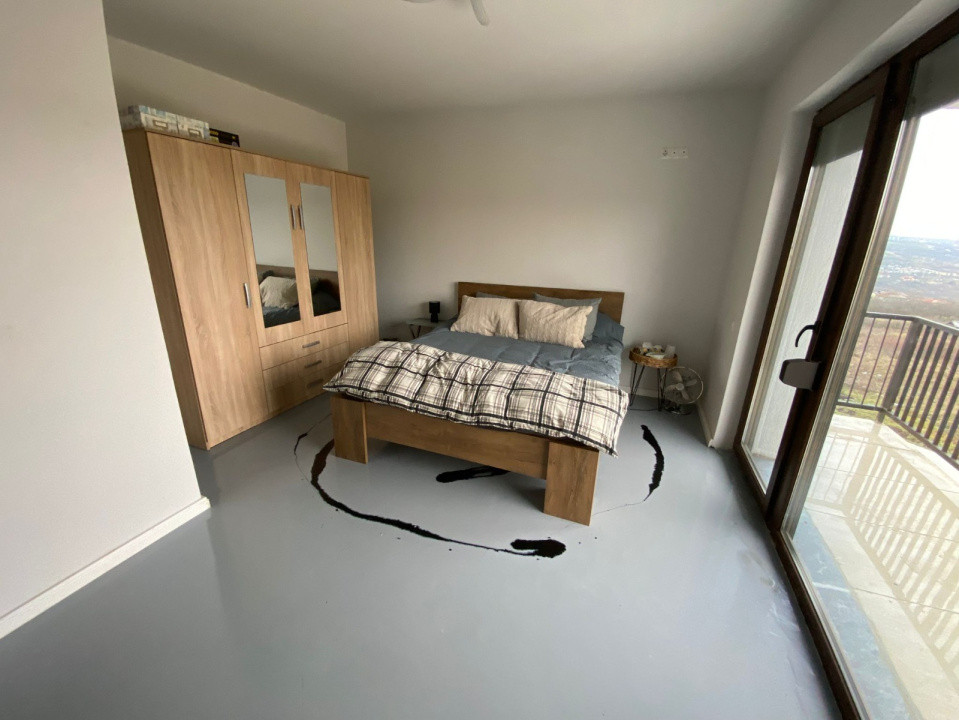 Casă elegantă în Borhanci – liniște, lumină și natură la tine acasă