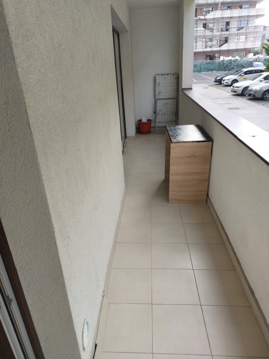 Apartament cu 3 camere pe Eroilor Floresti