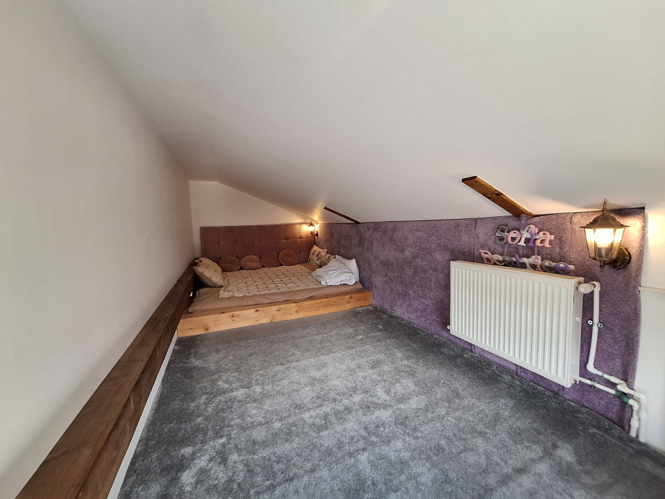 Apartament cu 3 camere, 68 mp, balcon, strada Tautiului