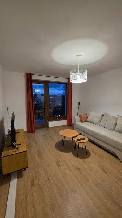 Apartament 3 camere ,64mp ,zona dambu rotund